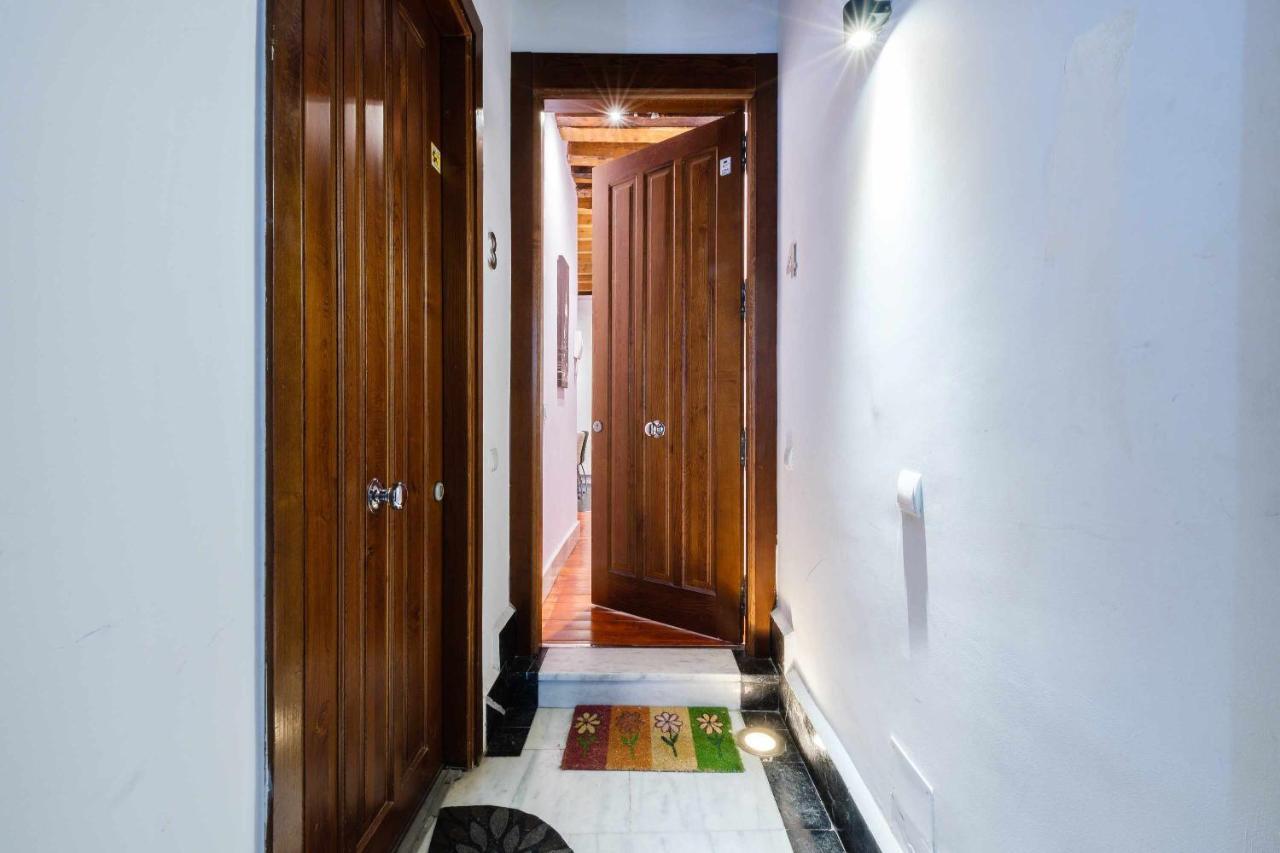 Apartamento Con Patio Junto A La Catedral By Toledo Ap ภายนอก รูปภาพ